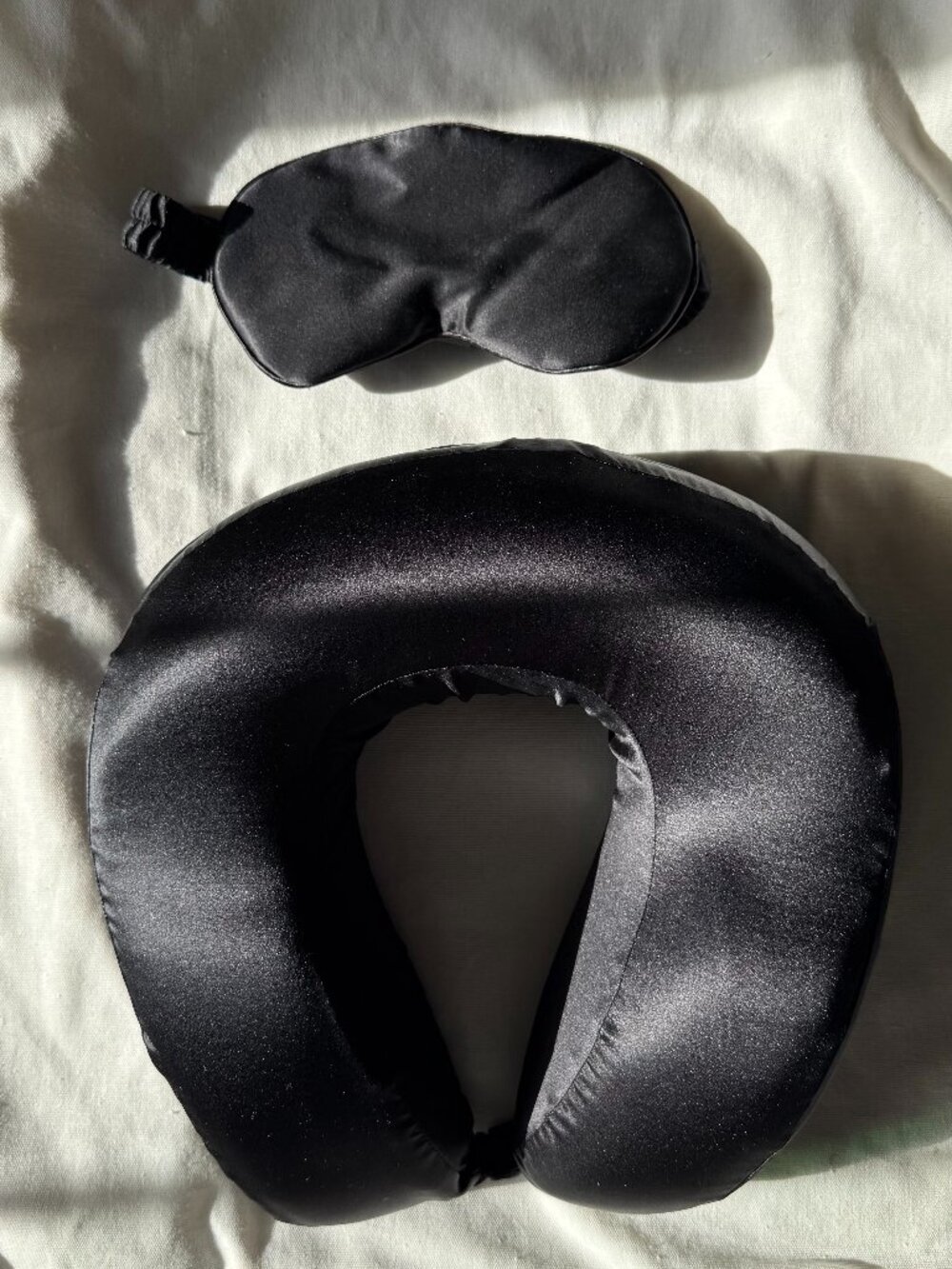 CALPAK Silk Travel Pillow and Eye Mask Set in Black